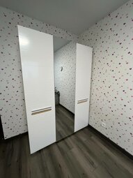 Dulap „Bianco” cu 3 uși și oglindă, 150 cm, alb/grafit
