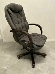Scaunul Veneţia, Wood