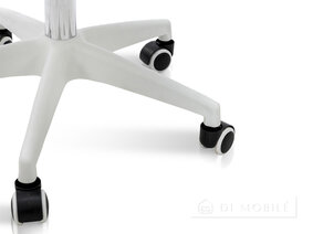 Scaunul computerului Matrix.