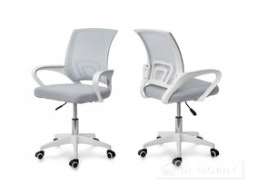 Scaunul computerului Matrix.