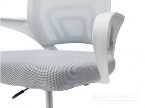 Scaunul computerului Matrix.